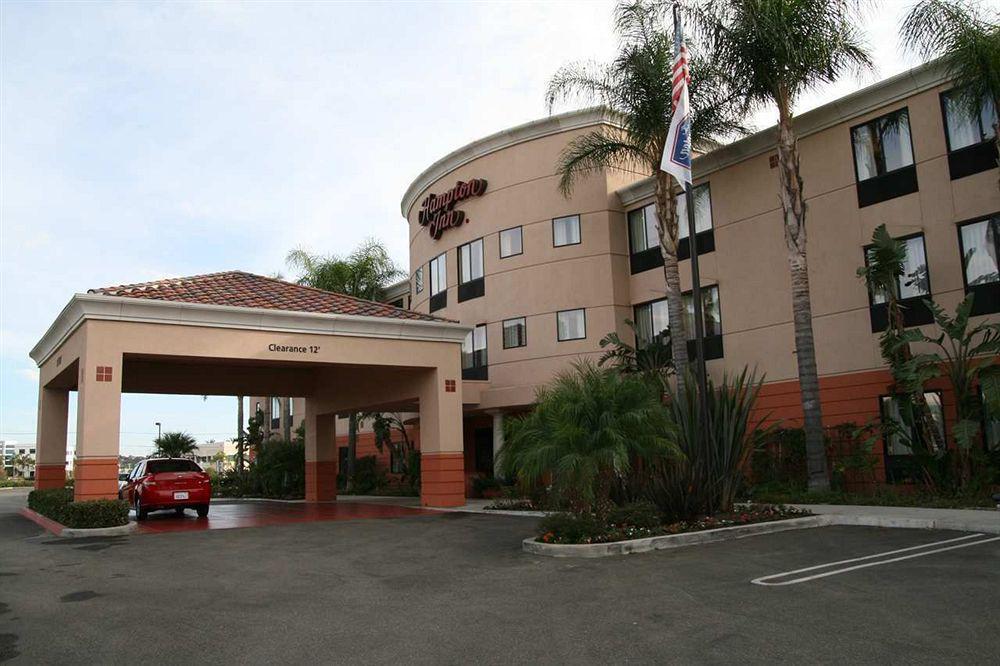 Hampton Inn By Hilton Irvine East - Lake Forest Bagian luar foto