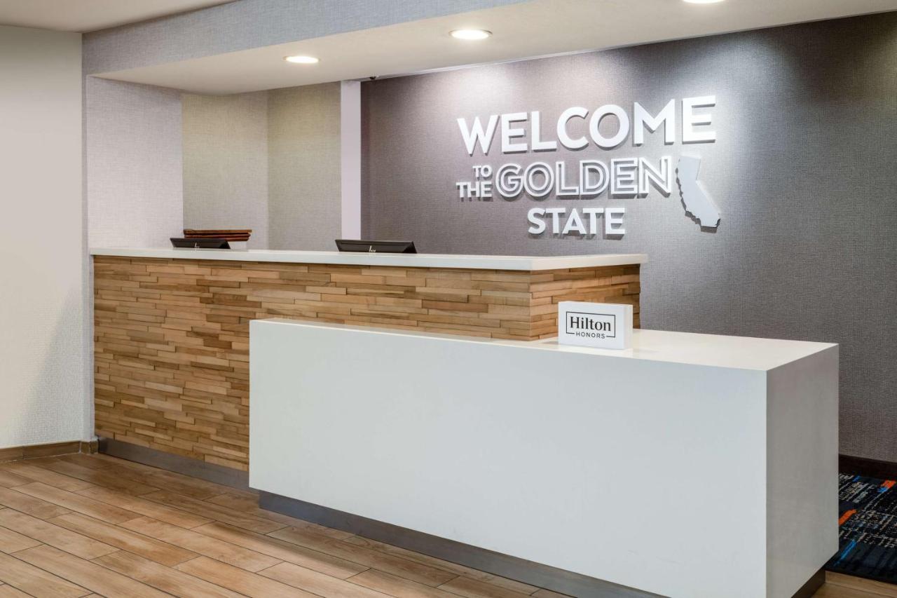 Hampton Inn By Hilton Irvine East - Lake Forest Bagian luar foto