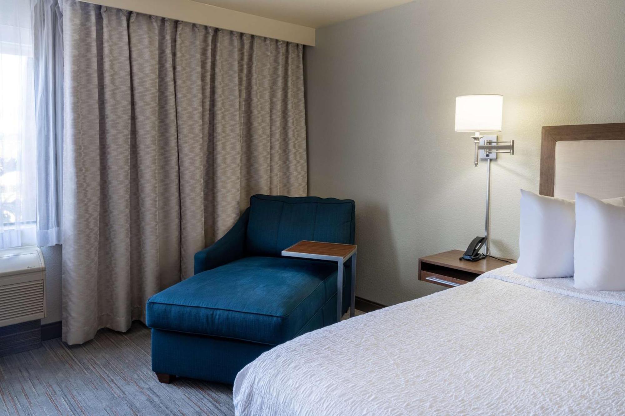 Hampton Inn By Hilton Irvine East - Lake Forest Bagian luar foto